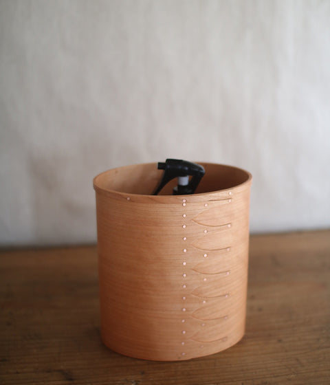 IFUJI Shaker Oval Utensil Holder (Medium)