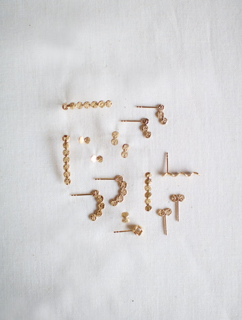 Jona "tenten hoop" Stud Earrings {Gold}
