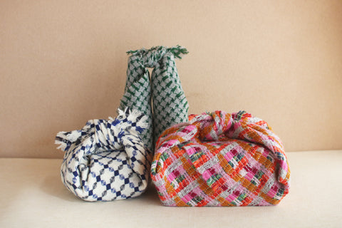 Woven Wool Square Cloth/Scarf {hound's tooth} (10% OFF)