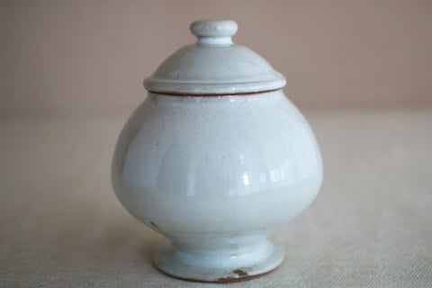 Gunji Pottery Futamono Lidded Jar - Rounded with Foot