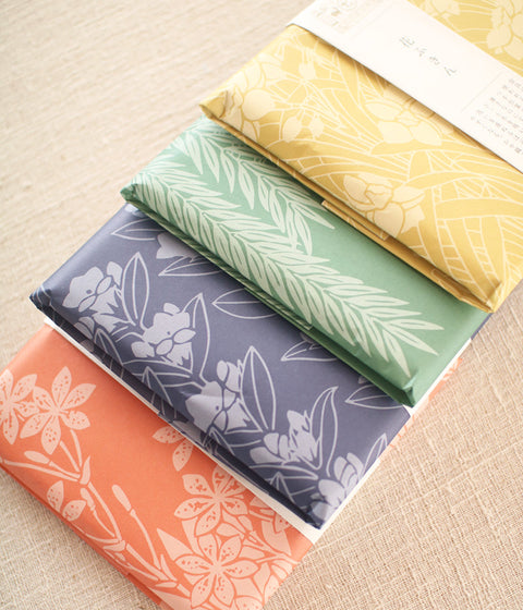 Hanafukin Kitchen Cloth - Bellflower (Dark Blue) (ships early July)
